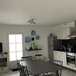 Maison Confortable A Noirmoutier, Proche Plage, Accueille Jusqu'a 6 Personnes, Animaux Admis - Fr-1-823-77 * Barbâtre