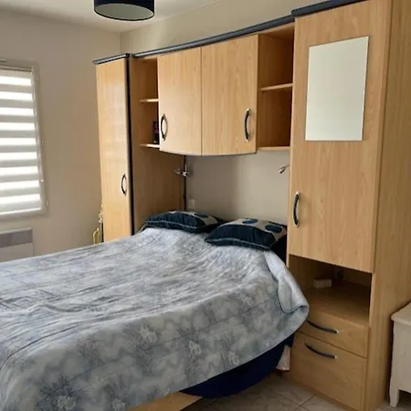 Maison Confortable A Noirmoutier, Proche Plage, Accueille Jusqu'a 6 Personnes, Animaux Admis - Fr-1-823-77 * Barbâtre