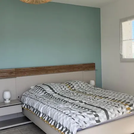 Maison Confortable A Noirmoutier, Proche Plage, Accueille Jusqu'a 6 Personnes, Animaux Admis - Fr-1-823-77 Сasa de vacaciones *