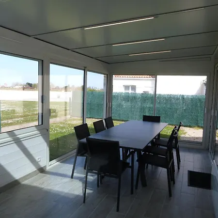 Maison Confortable A Noirmoutier, Proche Plage, Accueille Jusqu'a 6 Personnes, Animaux Admis - Fr-1-823-77